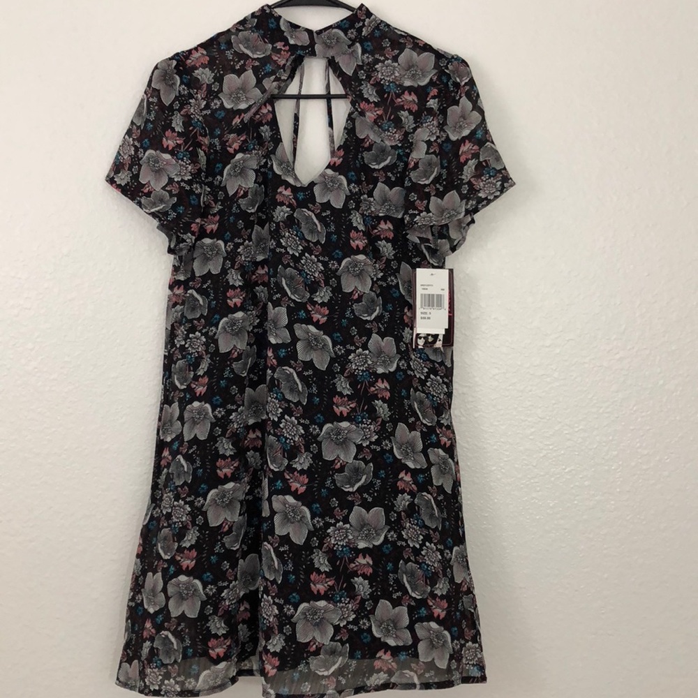 Trixxi Floral Shift Dress